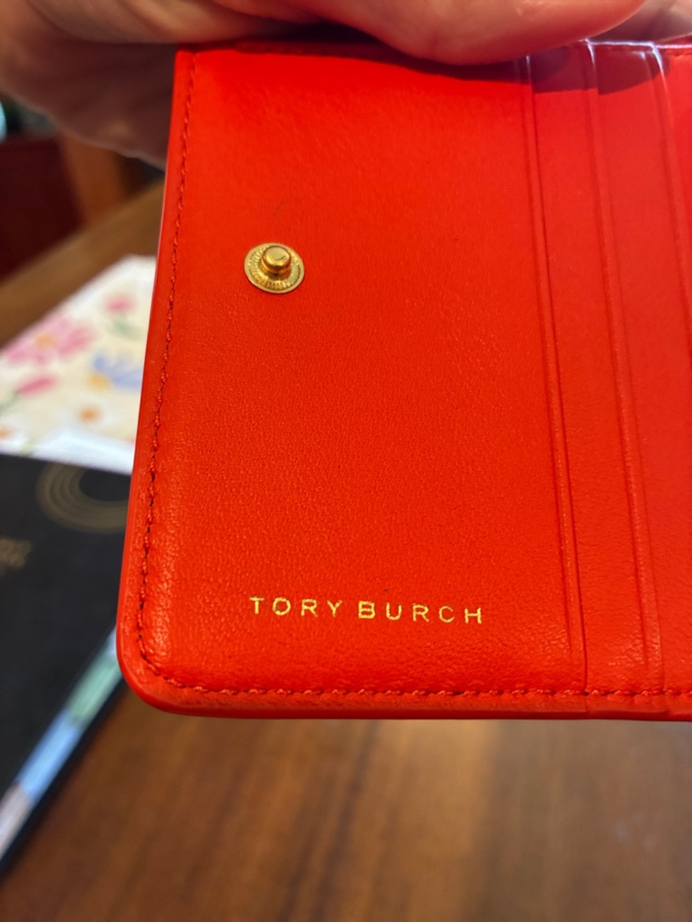 Tory Burch Bright orange Zip-Around Wallet with Logo Medallion - Picture 2 of 9